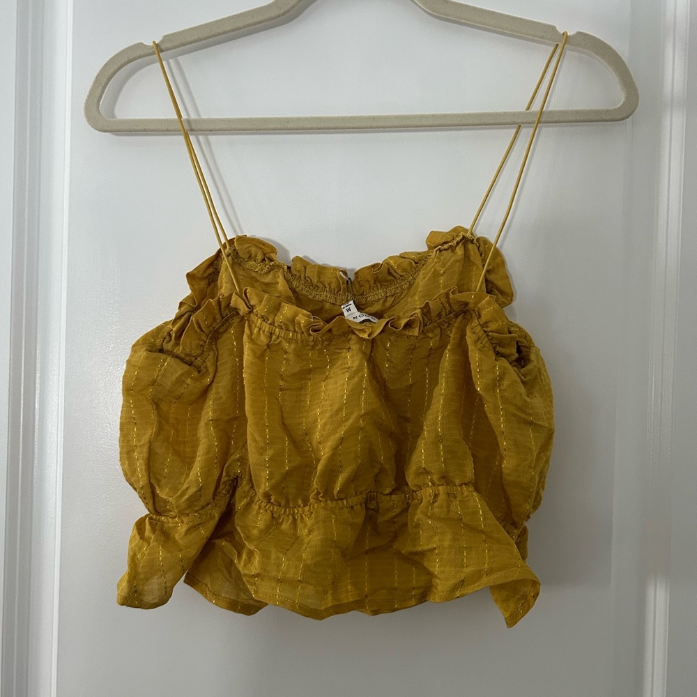 Moon River Mustard Ruffle Crop Top – Size Medium (NWT)
